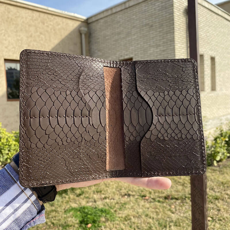 Чехлы для паспорта и карт